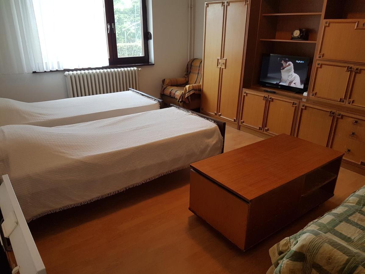 Dass Apartmani Banja Luka Extérieur photo